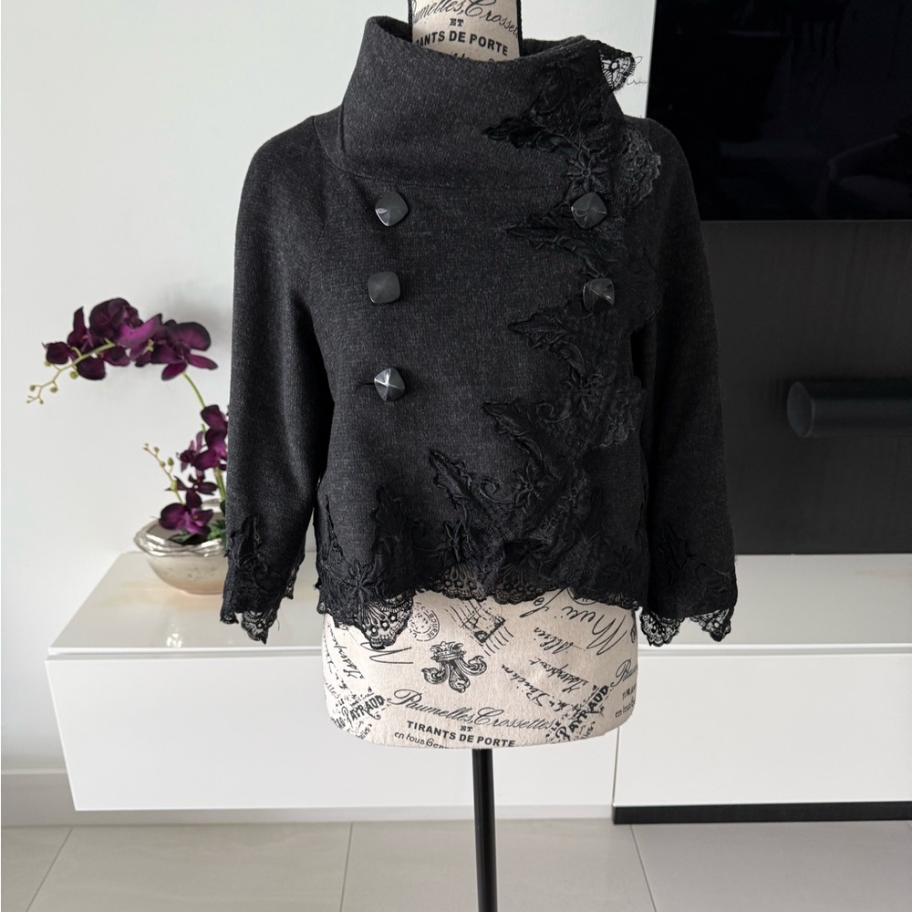 Elegant Black Lace-Trimmed Women's Jacket